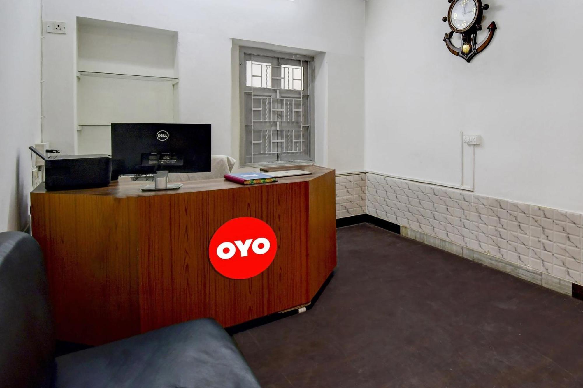 Super Oyo Hotel O Fantasy Stay Vibe 콜카타 외부 사진